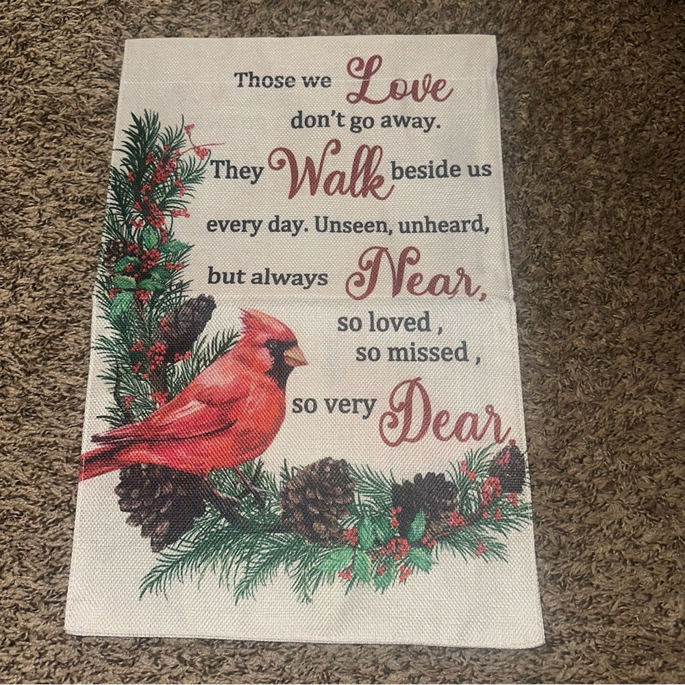NWOT Cardinal and Pinecone In memory saying Garden Flag
